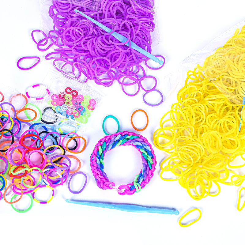 600-delige kleurrijke rubberen - Jewelry Making Online recensie en prijs